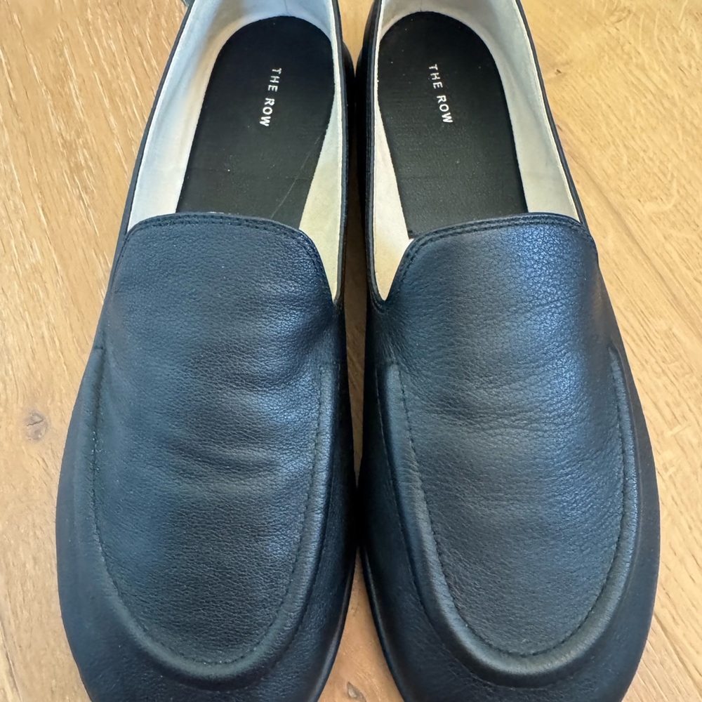 THE ROW Canal Leather Slip-On Loafers - Picture 6 of 11
